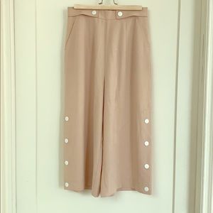 Beige wide leg buttoned pants